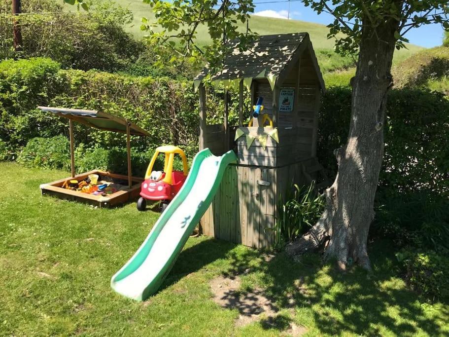 Cedra Cottage - Vintage Country Hideaway Axminster Exterior photo