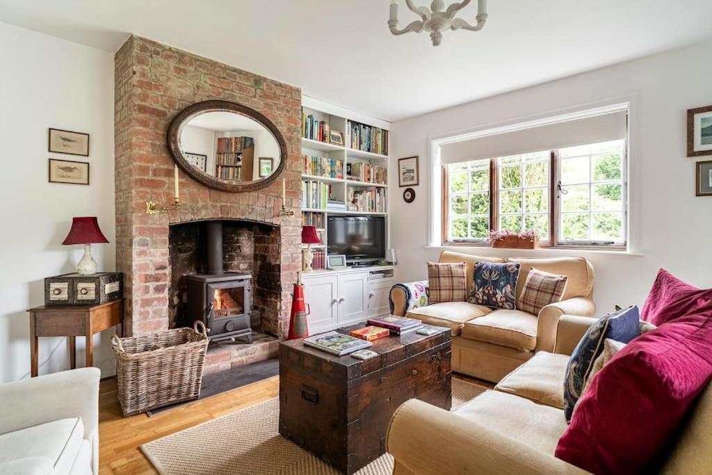 Cedra Cottage - Vintage Country Hideaway Axminster Exterior photo