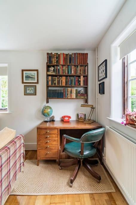Cedra Cottage - Vintage Country Hideaway Axminster Exterior photo